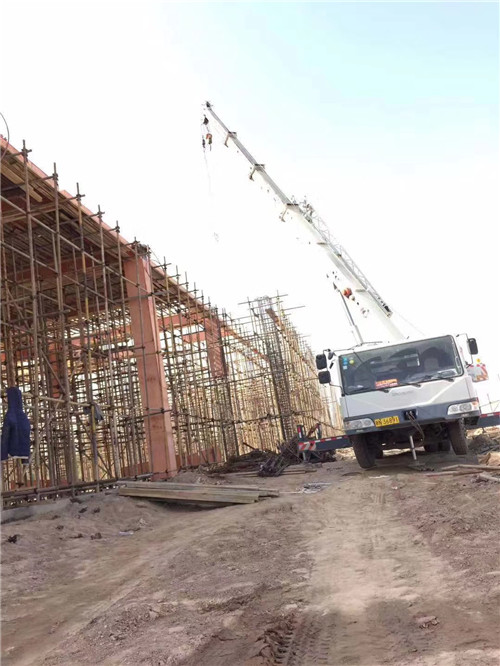 铜川市吊车作业的安全注意事项有哪些？